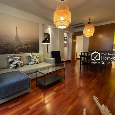 Homyat Prior Romo, Plaza Mayor Salamanca Bagian luar foto